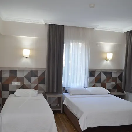 Megas Hotel Ayvalı