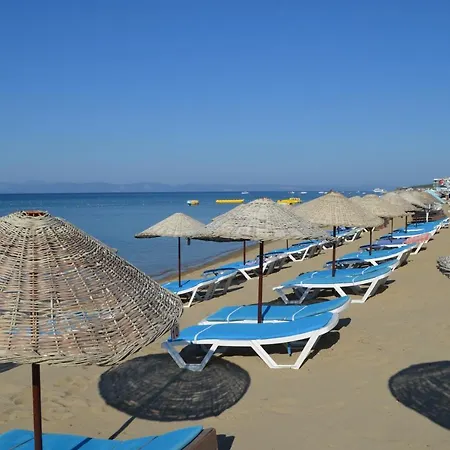 Megas Ξενοδοχείο