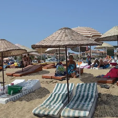 Megas Ξενοδοχείο 3*