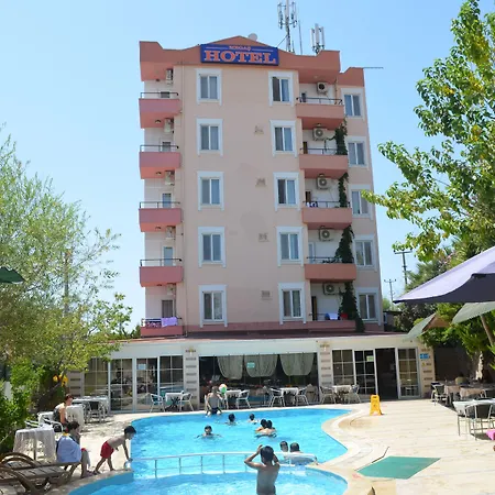 Megas Ξενοδοχείο 3*