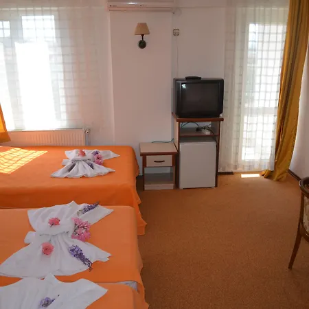 Ξενοδοχείο Megas 3*