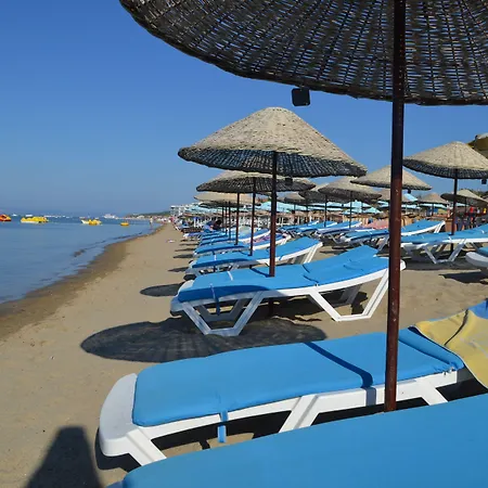 Megas Ξενοδοχείο 3*